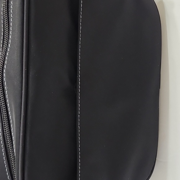 EUC Sakroots WESTWOOD Crossbody - Picture 3 of 8